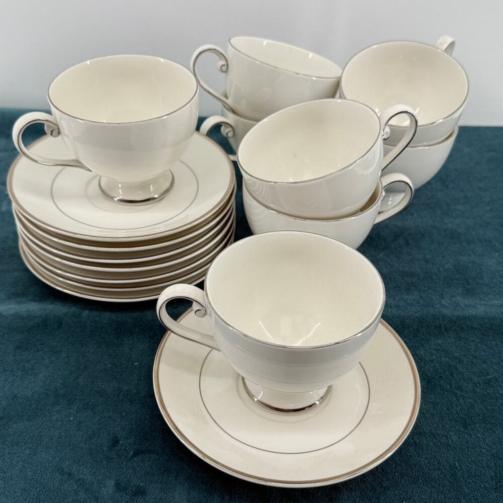 Mikasa Cameo Platinum HK301 Tea Coffee Cups Saucers Fine China Set of 8
